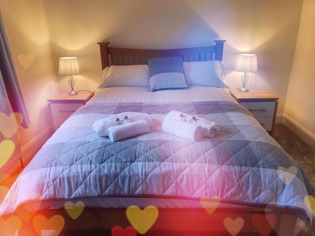 The Bowers Bar & Restaurant Hotell Ballinrobe Eksteriør bilde