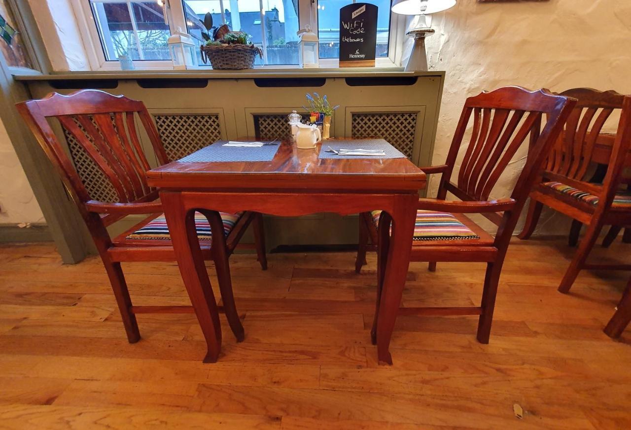 The Bowers Bar & Restaurant Hotell Ballinrobe Eksteriør bilde