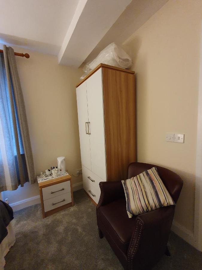 The Bowers Bar & Restaurant Hotell Ballinrobe Eksteriør bilde